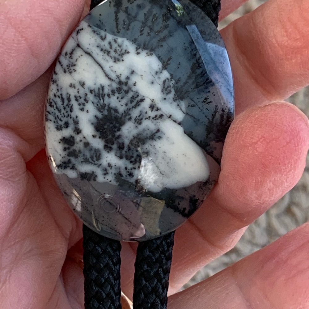 Vintage Stone Bolo Tie with Black Braided Cord - Picture 5 of 9
